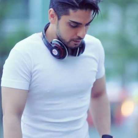 دویدم این عشقو پیاده فاصله تا تو زیاده از رامین بی باک