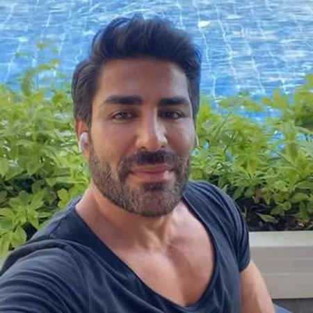 رضا ملک زاده شما روحم و جونم و عشق منی