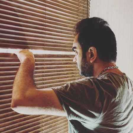 انوشیروان تقوی منو که میبینی از نفس افتادم